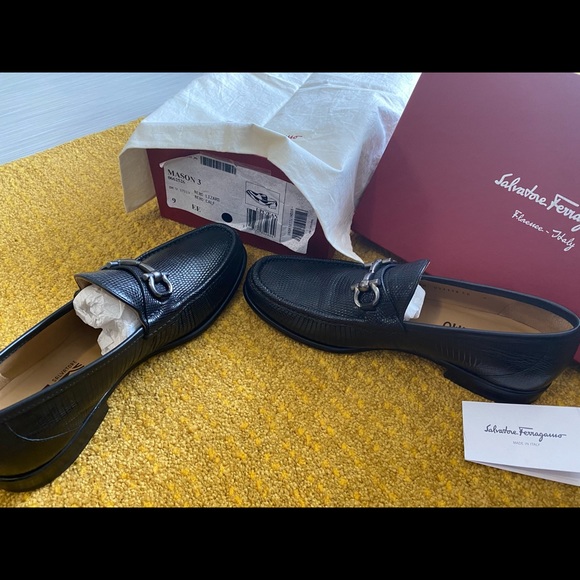 🏃‍♂️Salvatore Ferragamo Shoes (Mason 3)🏃‍♂️ - Picture 2 of 4